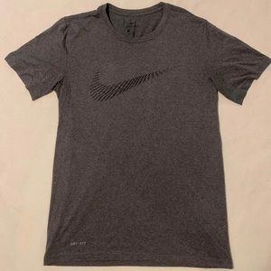 Nike Dri-Fit SM t-shirt